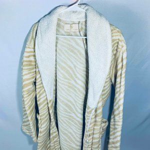 SOFT & NICE ADRIENNE VITTADINI STUDIO BATH ROBE ON